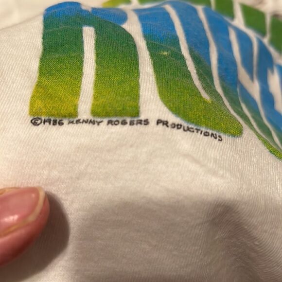 Vintage authentic 1986 Kenny Rogers T-shirt from the show at SDSU GVC - Picture 4 of 6